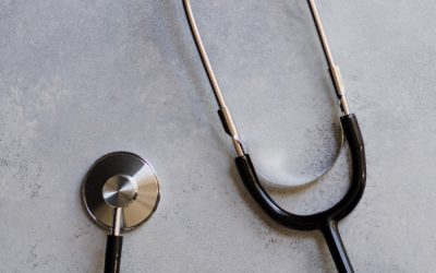Soins infirmiers privés à domicile vs CLSC : Quelles sont les différences au Québec ?